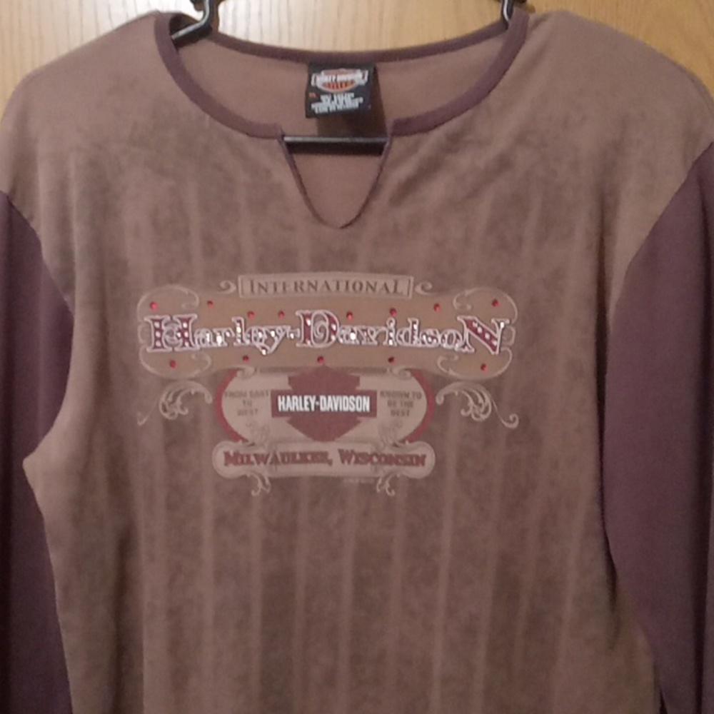 Ladies shirt